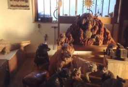 薪ストーブと猫のいるアトリエ はしもとみお個展